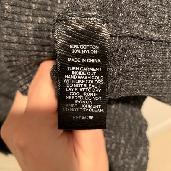 Express Sweater - Picture 5 of 5